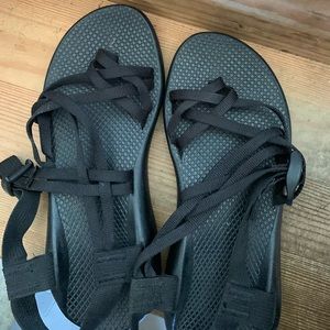 chaco women’s zx/2 classic sandal in black